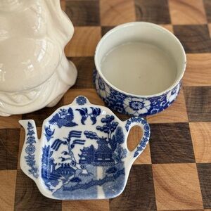 Vintage Blue and White Porcelain Tea Spoon Rest and Trinket Dish
